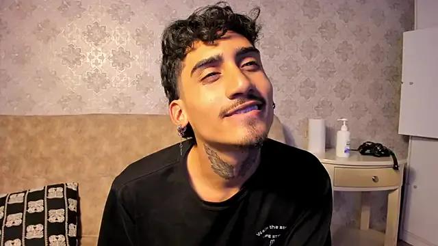 StripChat Mr_Strike is Freechat Mr_Strike — Freechat on StripChat