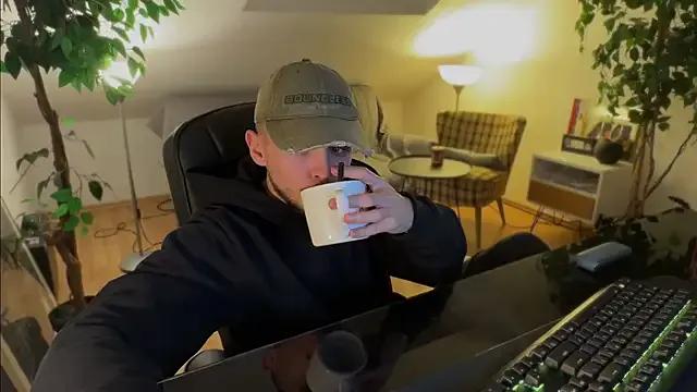 StripChat naked_psy is Freechat naked_psy — Cum Show