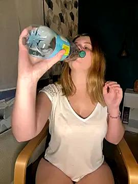 StripChat Nina_blain is Freechat Nina_blain — Last tip choisi une action du tip menu