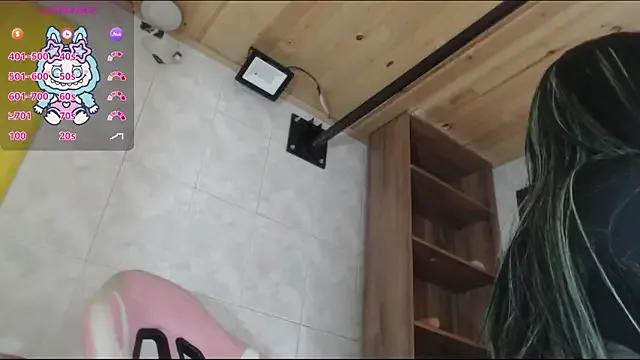 Sally23_ on StripChat 