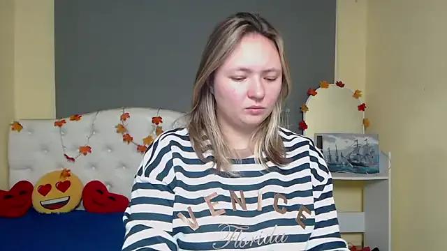 SallyVerda on StripChat 