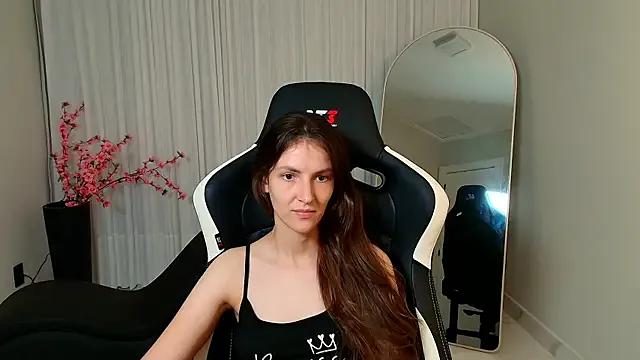 upssnowy on StripChat 