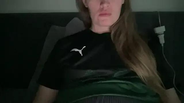 StripChat vanessa4you is Freechat vanessa4you — DIRTY PLAY IN MY BATH