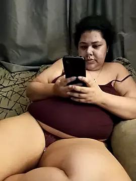 StripChat xlatinastar is Freechat xlatinastar — Body oil + tity/pussy/ass 15min
