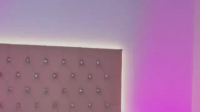 StripChat Zafiro__Brown is Freechat Zafiro__Brown — my big pussy vibrates